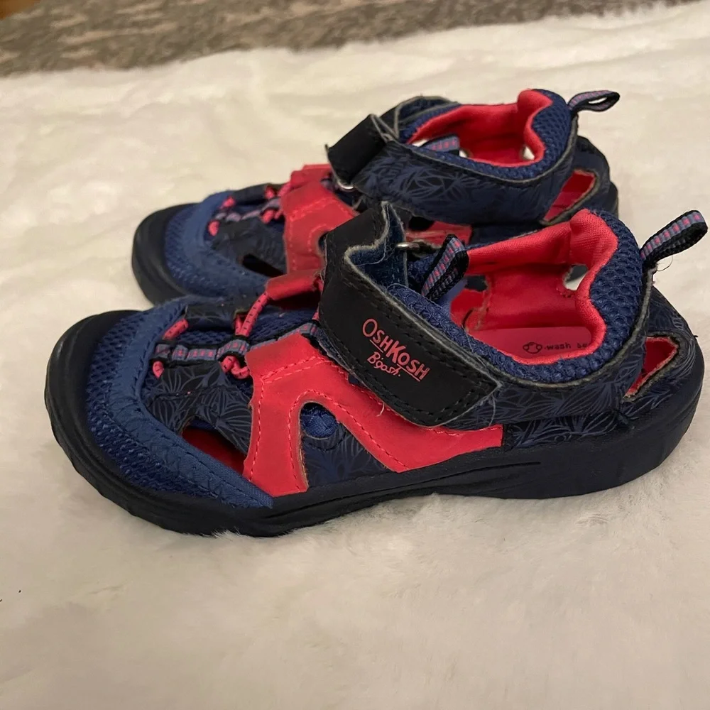 Oshkosh Girl’s Sandals